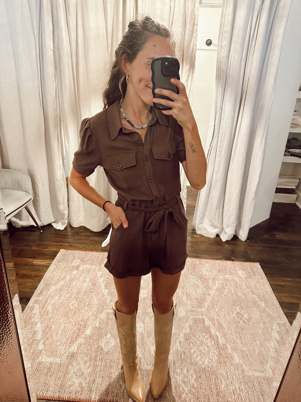 ROADTRIP LINEN BELTED ROMPER