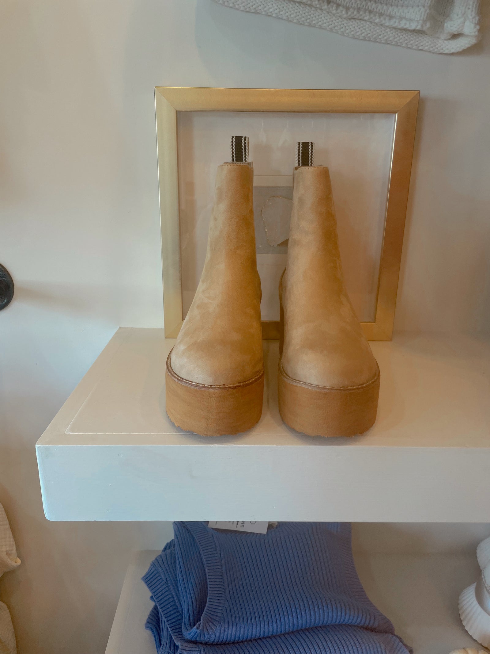 andmary Sophy boa boots ivory エコメルカリ便のみ！ ANDMARY】Sophy boa boots