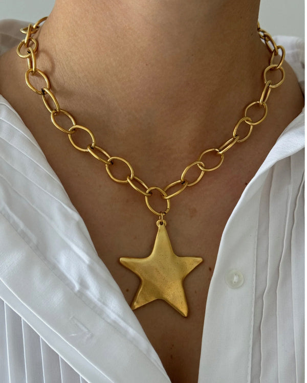 STAR necklace