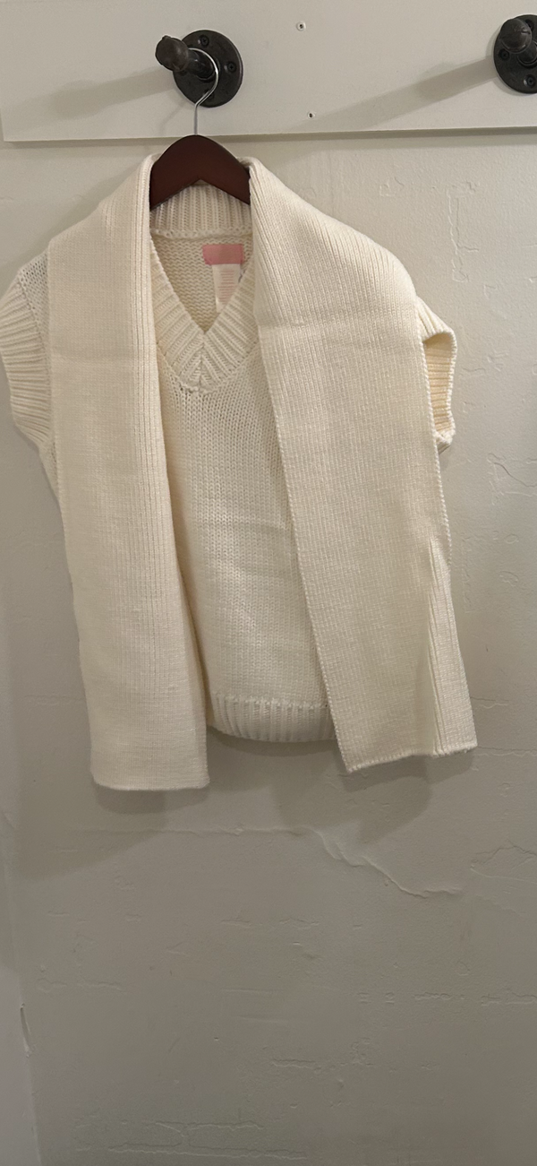 Carter Vest